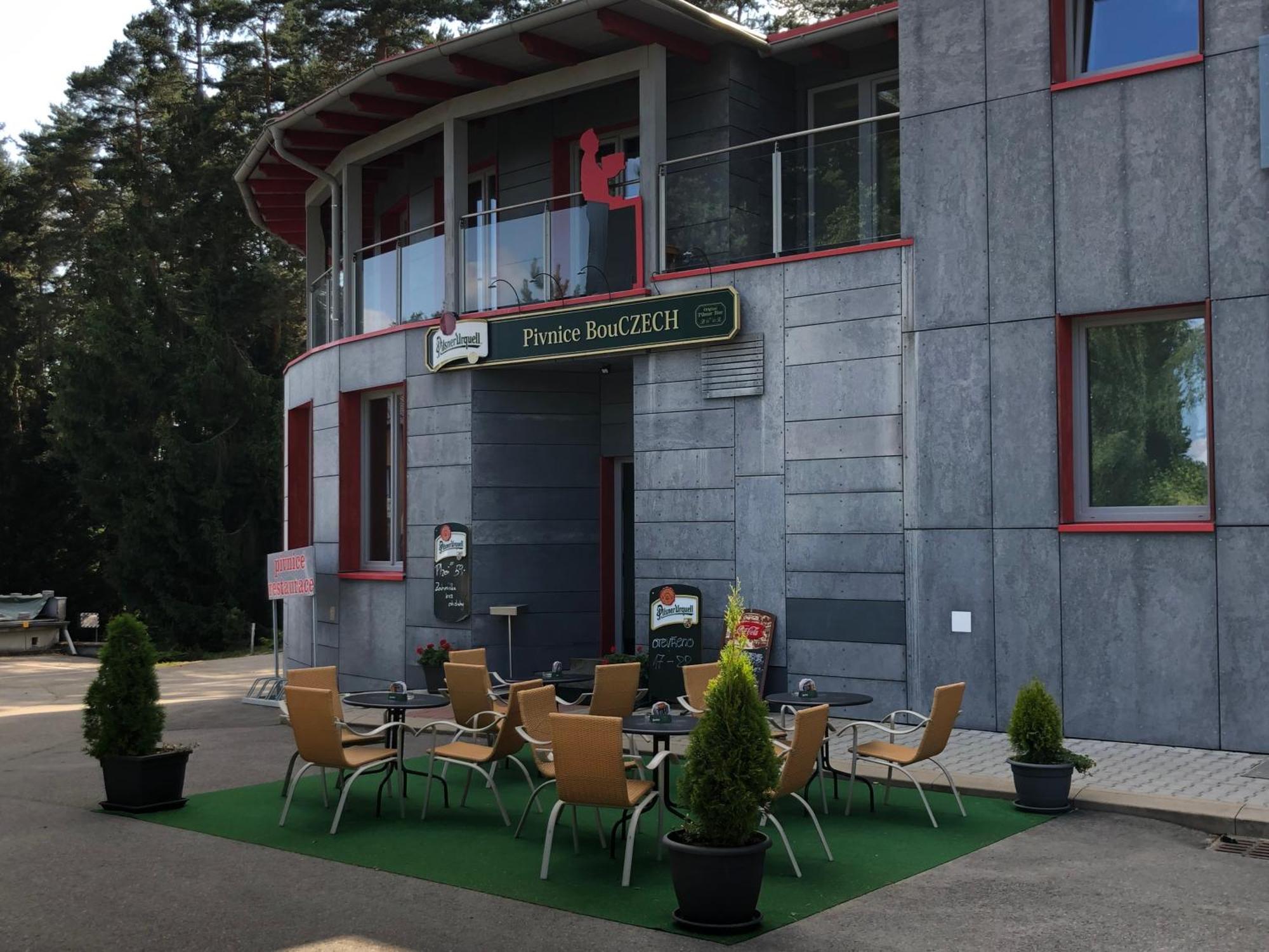 Hotel Bouczech Lipno nad Vltavou Dış mekan fotoğraf
