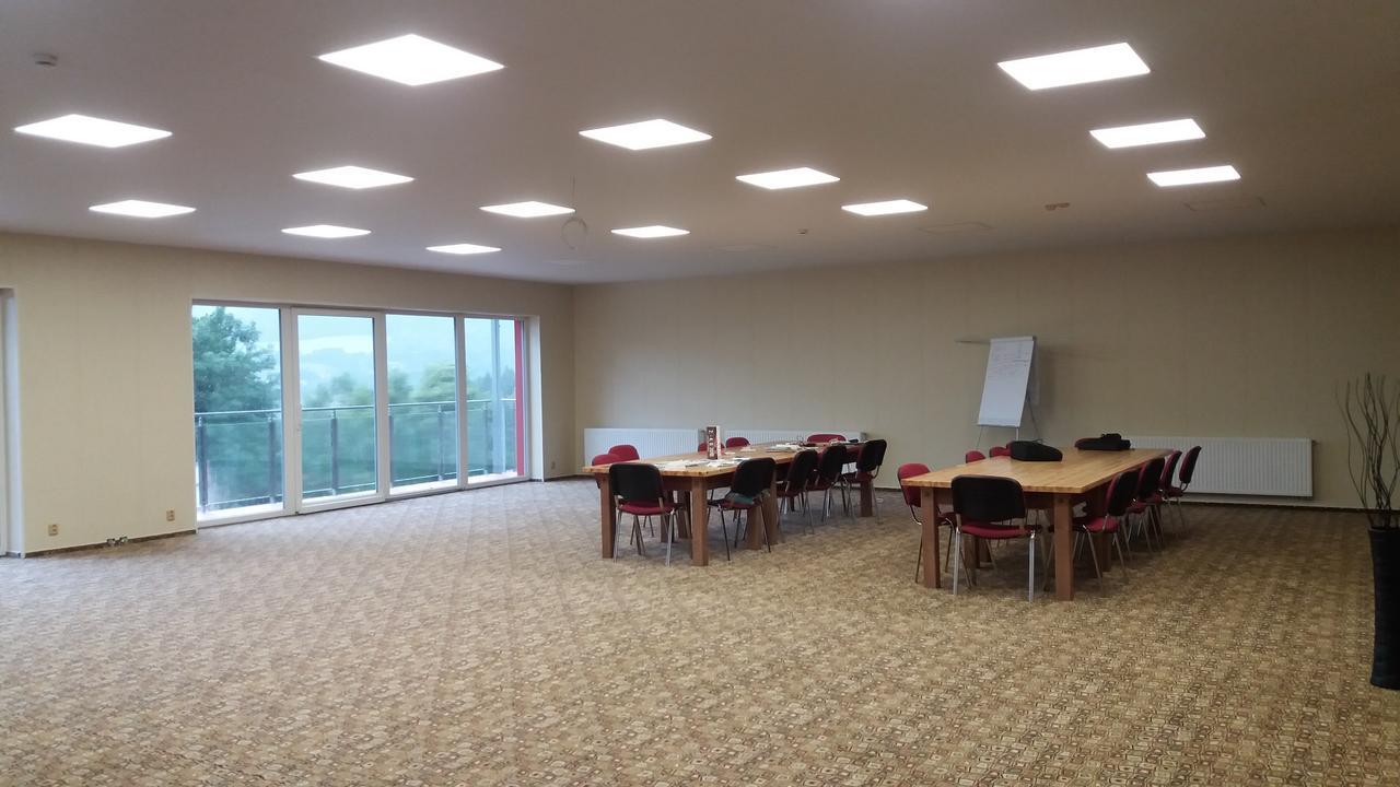 Hotel Bouczech Lipno nad Vltavou Dış mekan fotoğraf
